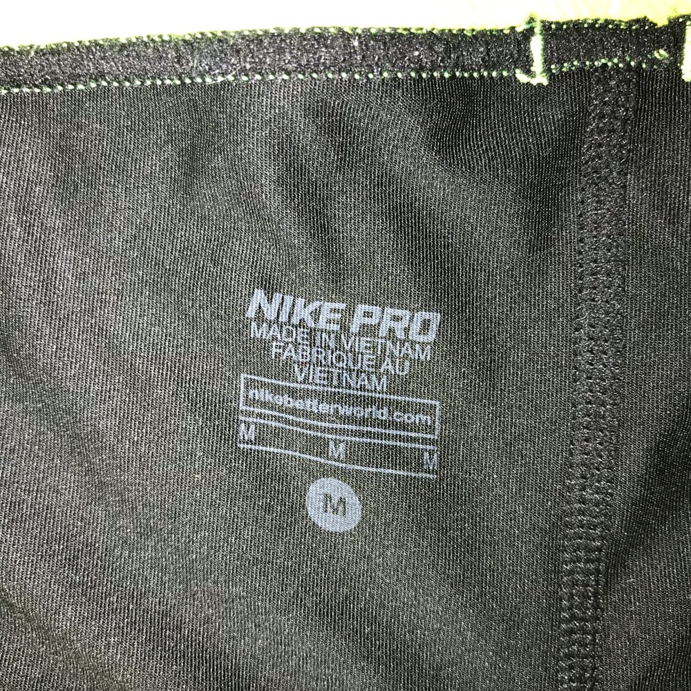 Spandex - Picture 3 of 6